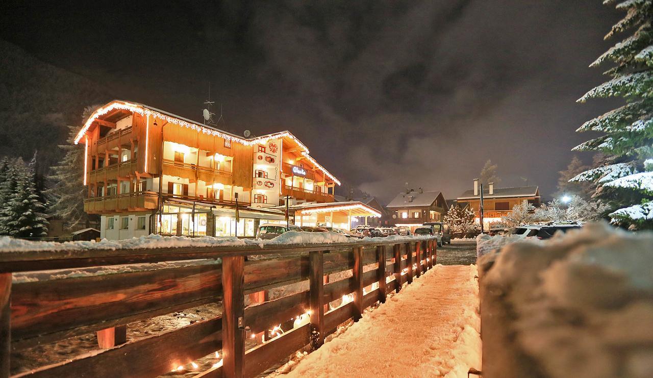 Hotel Chalet Alaska ปอซซาดิฟัซซา ภายนอก รูปภาพ